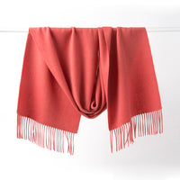 Lambswool scarf Lobster hanging