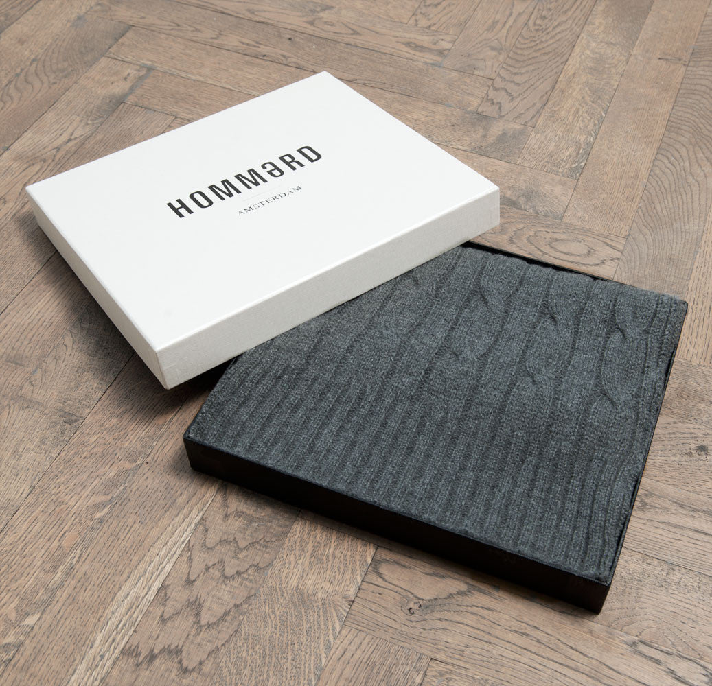 Silver Grey Cashmere Cable Scarf - Hommard