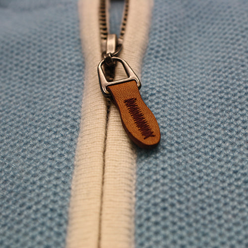 Glacier Blue Men´s Cashmere Zip Neck Sweater Verbier in pique stitch zipper puller