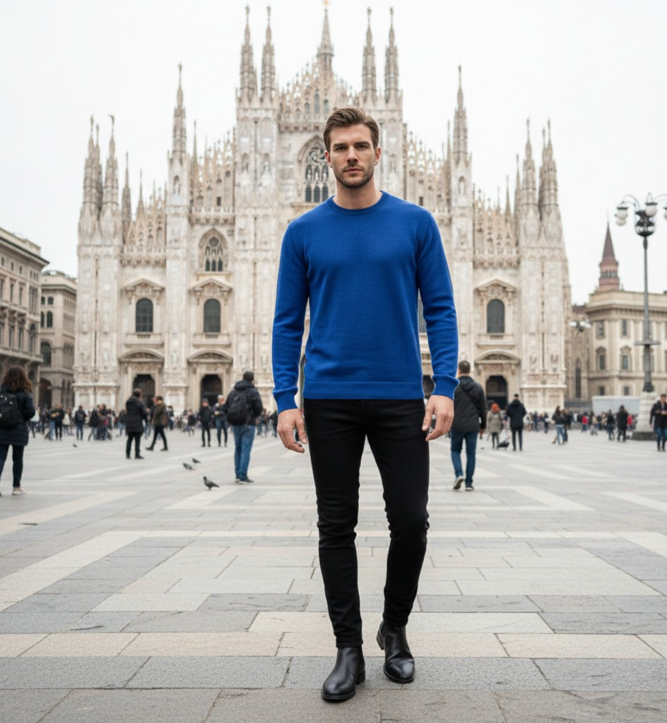 Cashmere Crewneck Sweater Cuebris in left stitch Jeans