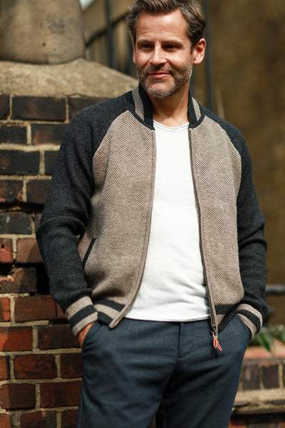 Men´s Cashmere Bomber Jacket in Honey comb stitch Toharu Charcoal Black - Hommard