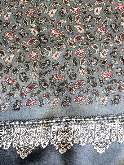 Silk Scarf Paisley Grey Detail