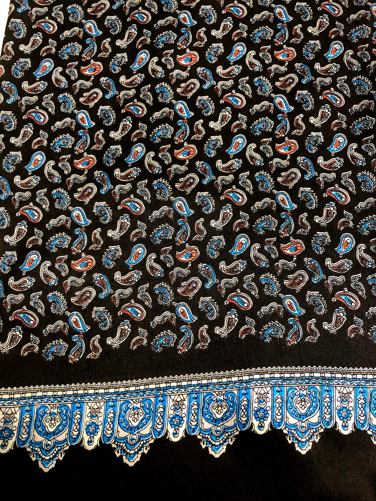 Grey Paisley 100% Silk Scarf 157 x 27 cm - Hommard