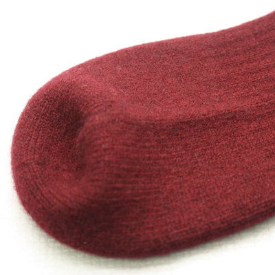 Cashmere Ribbed Socks Bordeaux toe detail